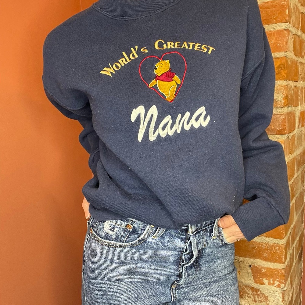 Adorable vintage sweatshirt